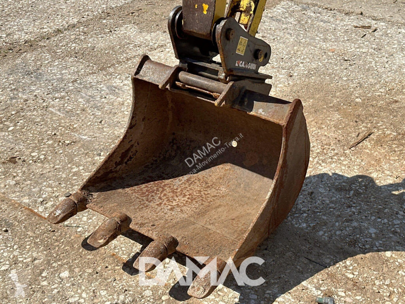 جرافة Komatsu