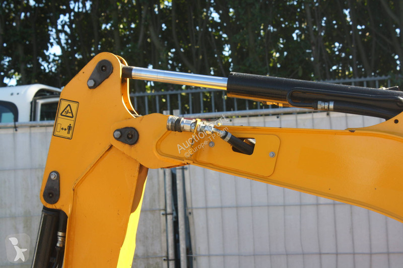 جرافة JCB 19C-1 E