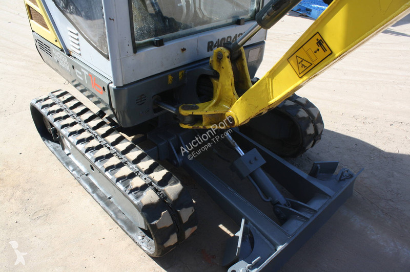 جرافة Neuson ET16