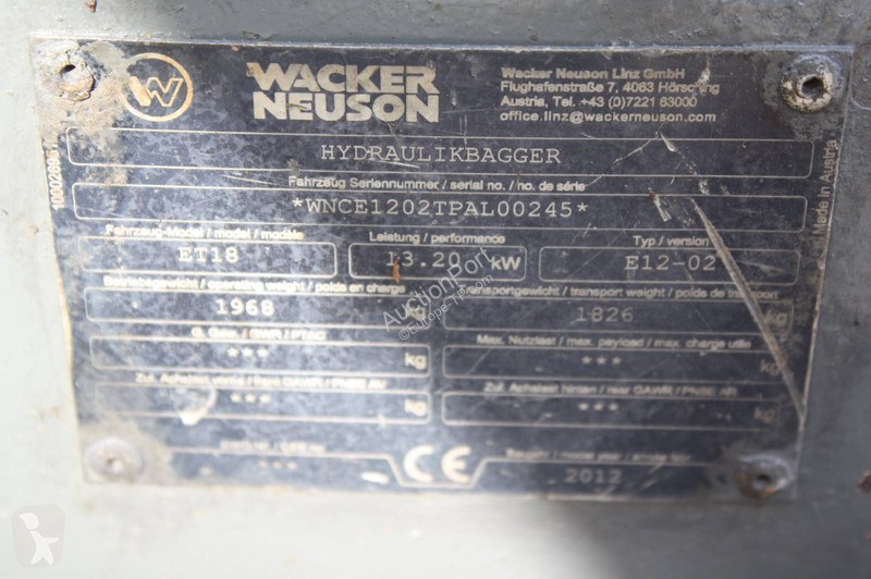 جرافة Neuson ET18