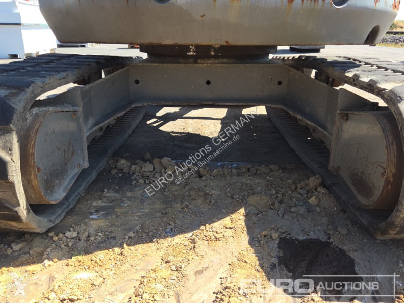 جرافة Volvo ECR50D