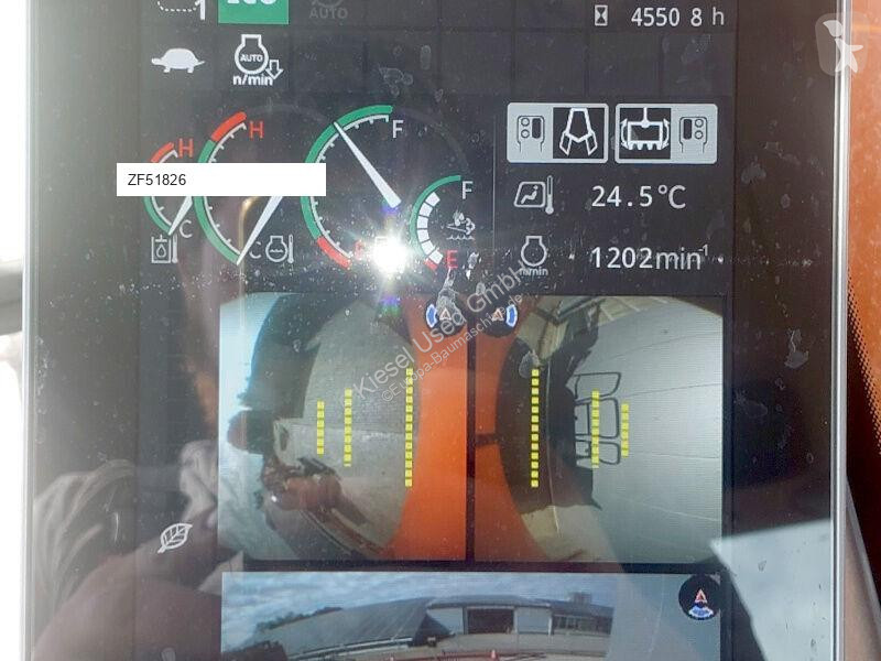 Lopatový nakládač Hitachi 7 + Demarec DXS-60