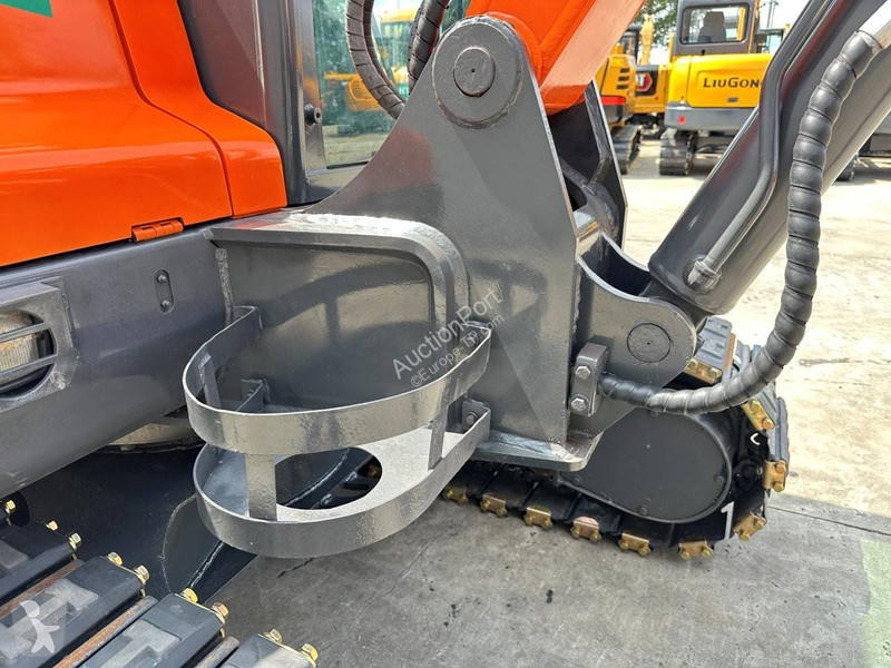 جرافة Doosan 9C