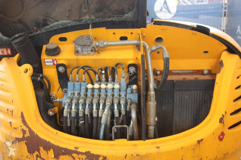 Excavator JCB 5