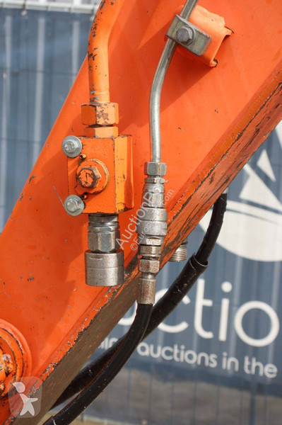 Excavadora Hitachi