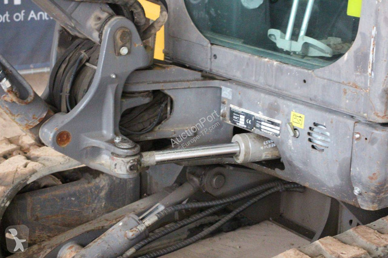 Excavadora Volvo ECR50D