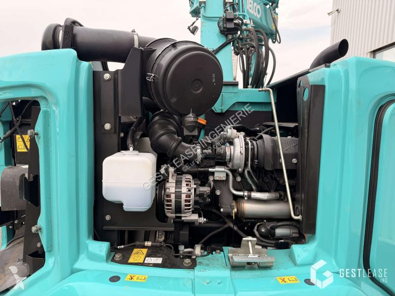 Excavadora Kobelco  SK75SR-7