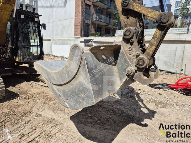 Excavadora Caterpillar