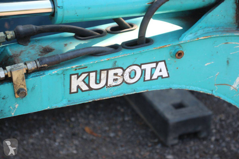 Багер Kubota