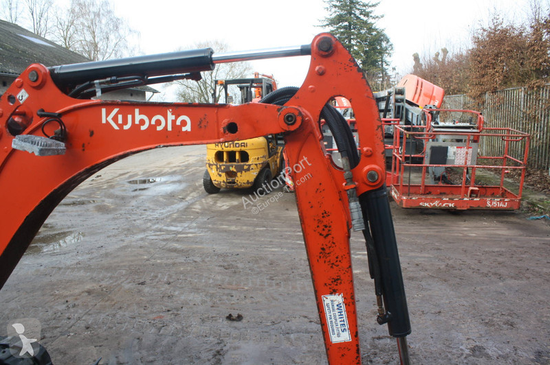 Багер Kubota