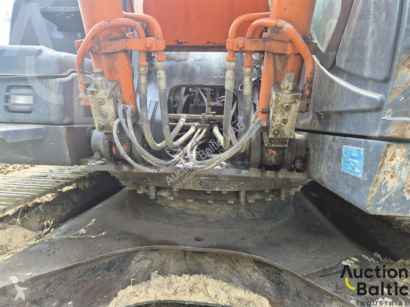 Багер Hitachi 250LC