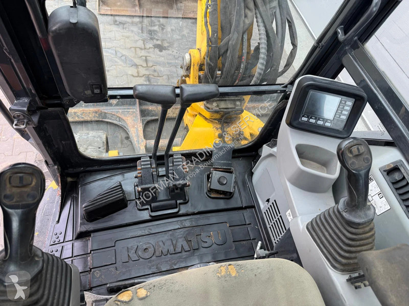 Багер Komatsu PC55MR-5