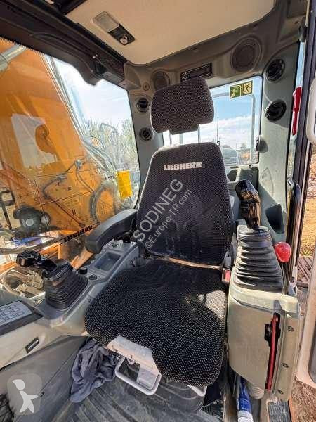 Екскаватор Liebherr R926