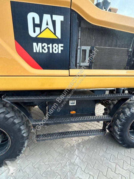 Екскаватор Caterpillar F