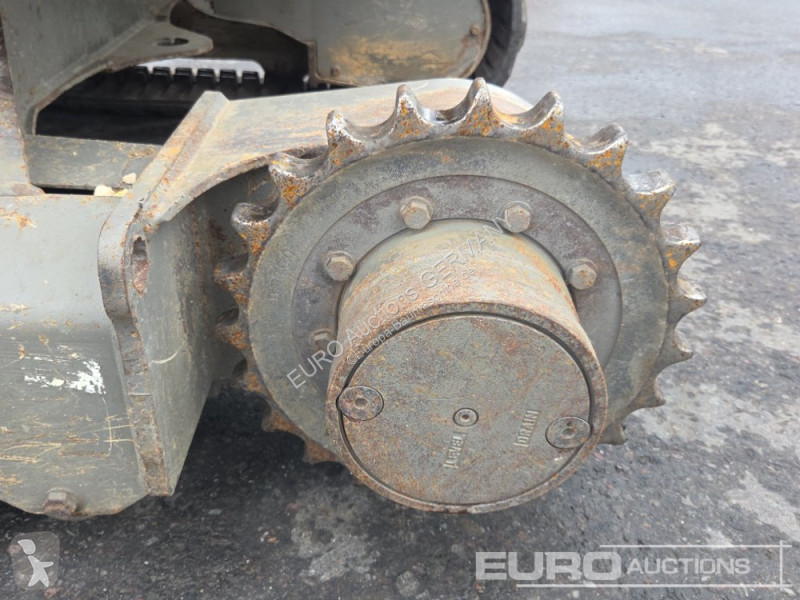 Екскаватор Volvo ECR25D