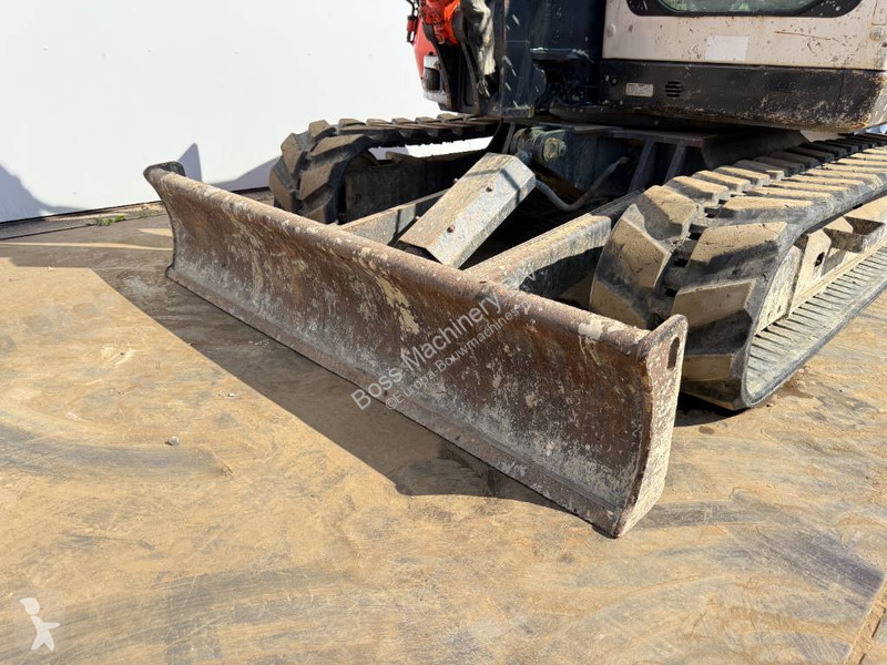 Graafmachine Kubota - Quick Coupler / Hammer Lines