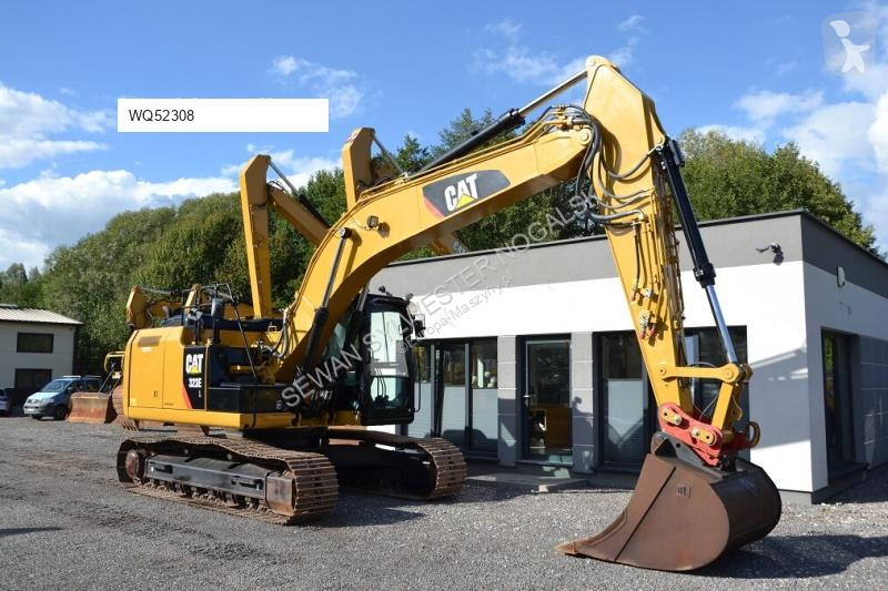 Escavadora Caterpillar 323E