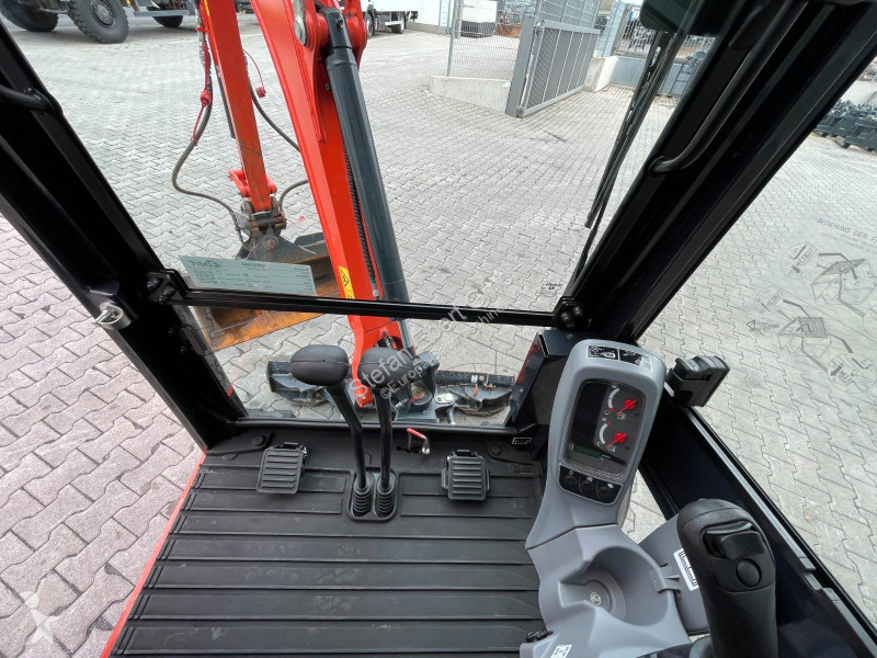 جرافة Kubota KX019-4 / nur 299h / 2024 /...