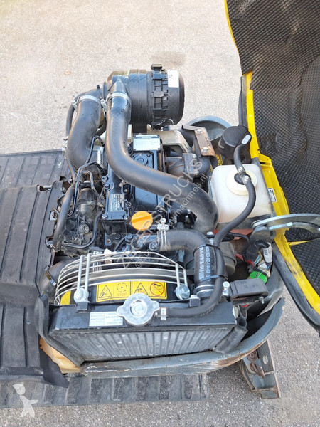 جرافة Wacker Neuson E.08-01