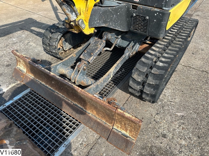 Skovel Yanmar 3350 hr, 2015, 9,5 kW