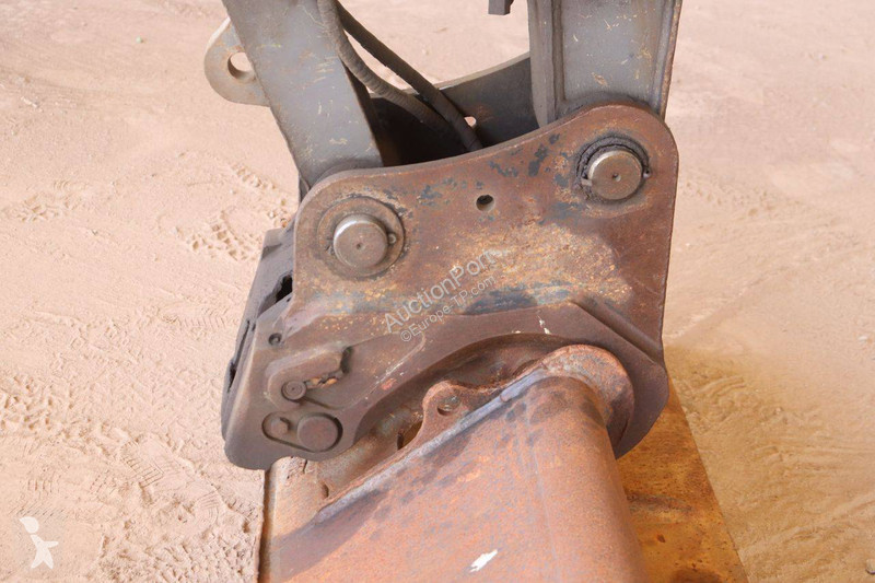 جرافة Volvo