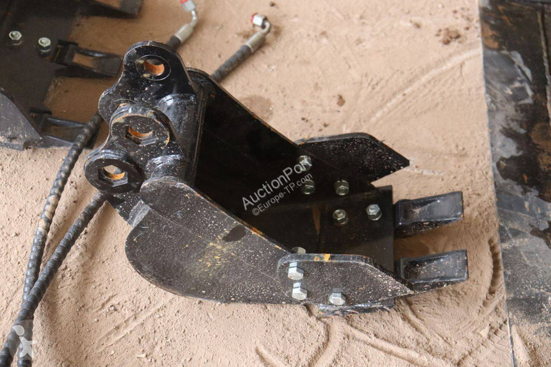 جرافة Nuoman NM-E12