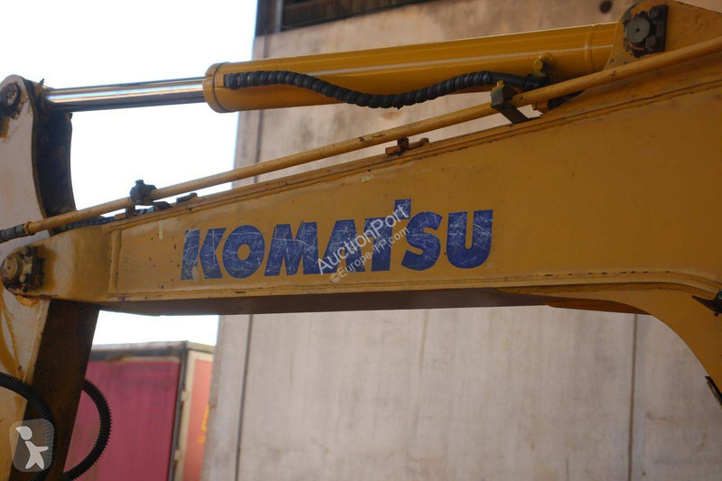 Excavadora Komatsu 7