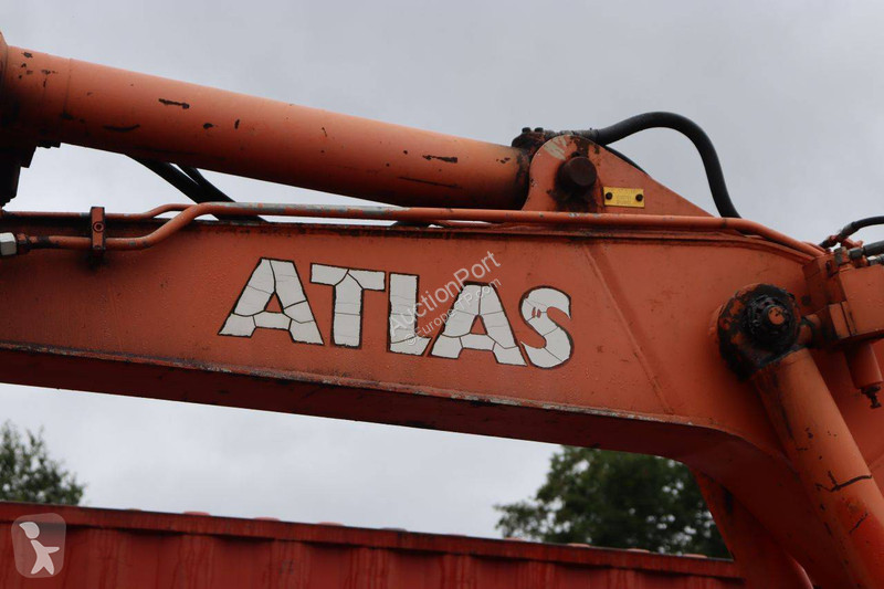 Excavadora Atlas
