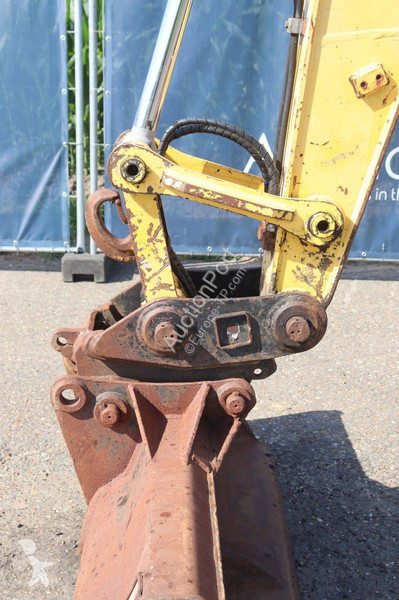 جرافة New Holland Kobelco