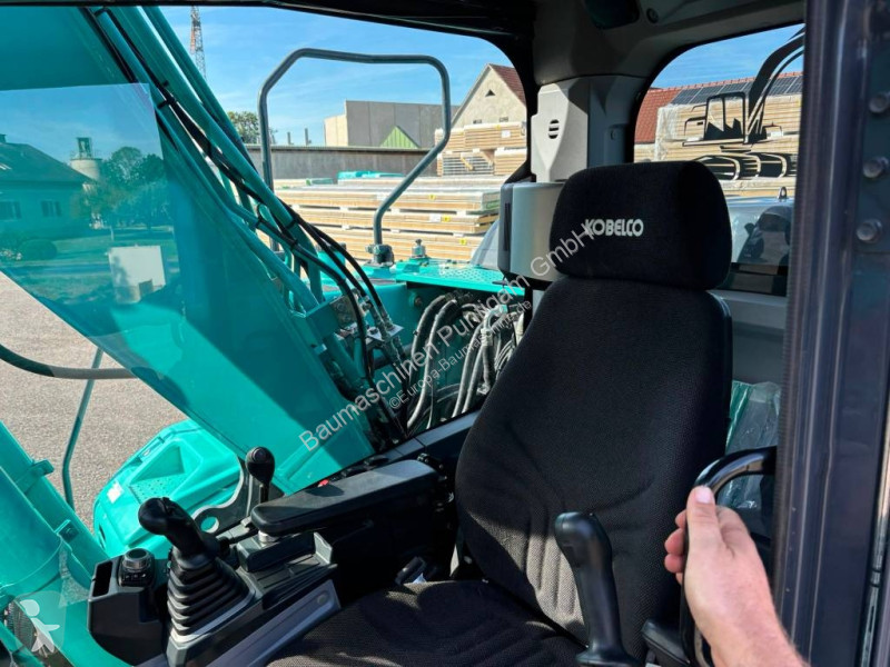 جرافة Kobelco SK 130 LC-11