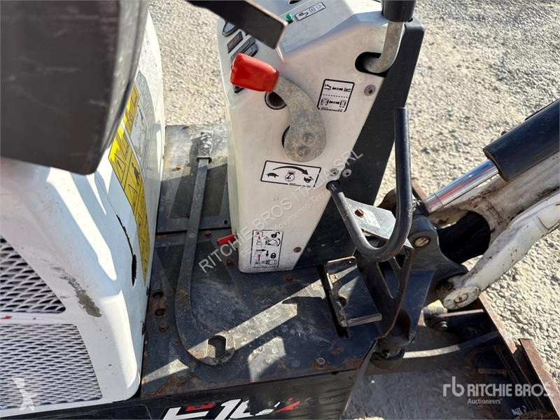جرافة Bobcat Z Mini Excavator
