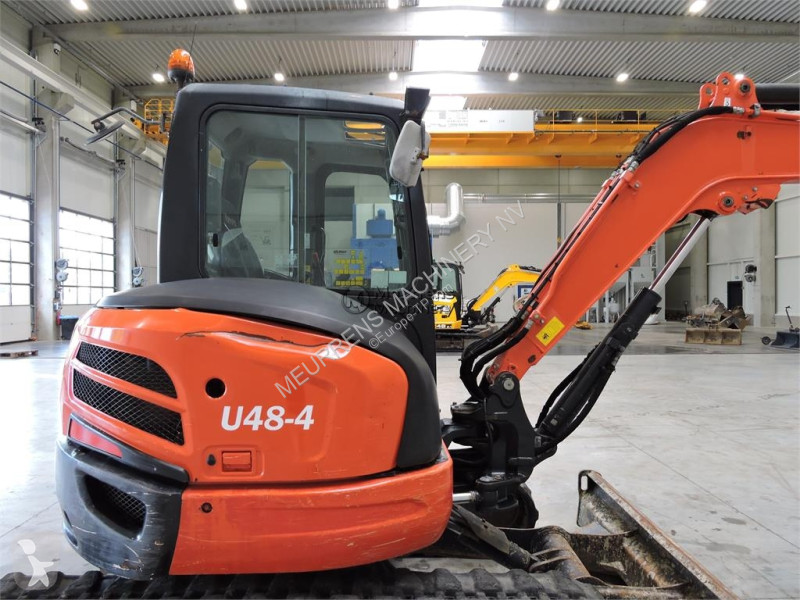 جرافة Kubota U48-4