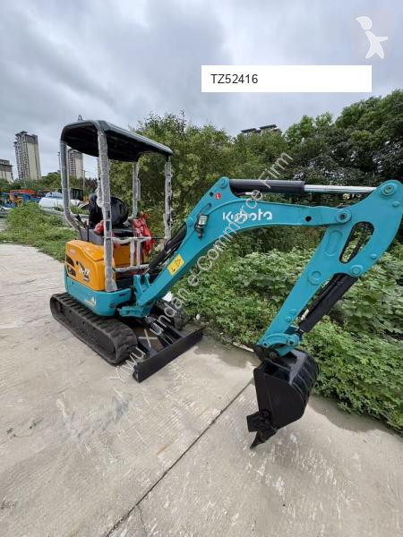 جرافة Kubota U17
