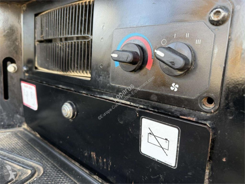 جرافة JCB