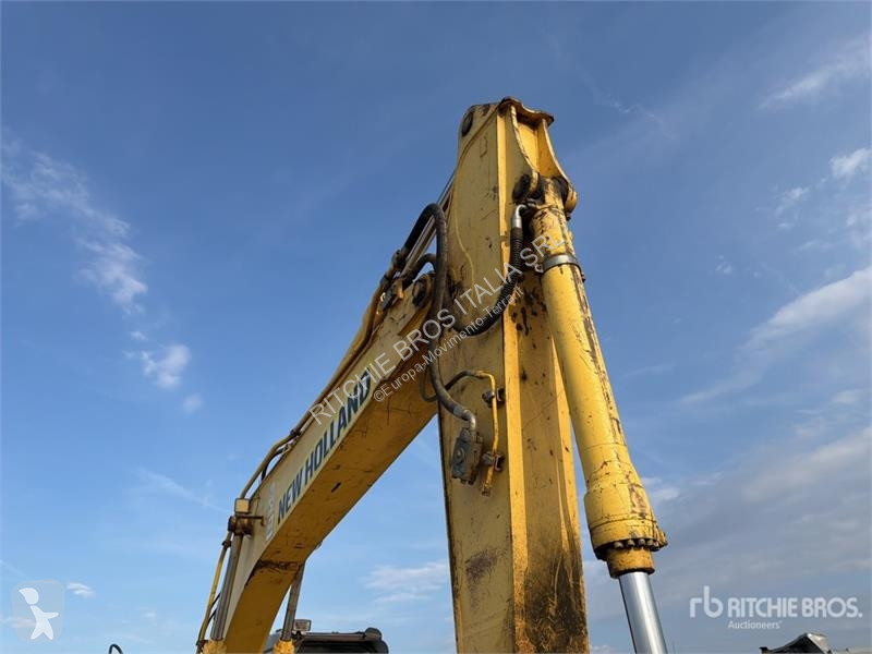 Skovel New Holland Kobelco E215B Tracked Excavator