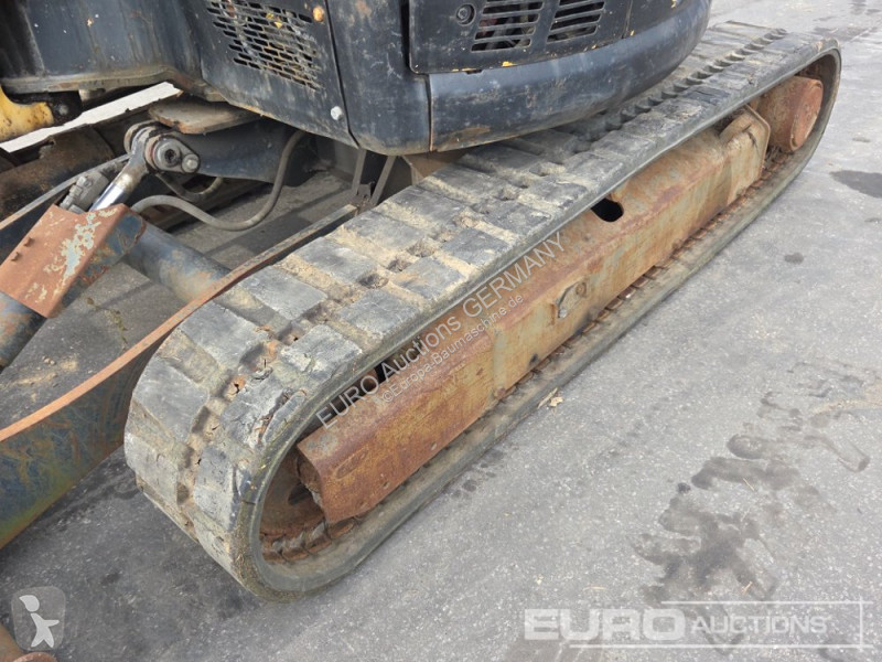 Excavadora Yanmar ViO33U