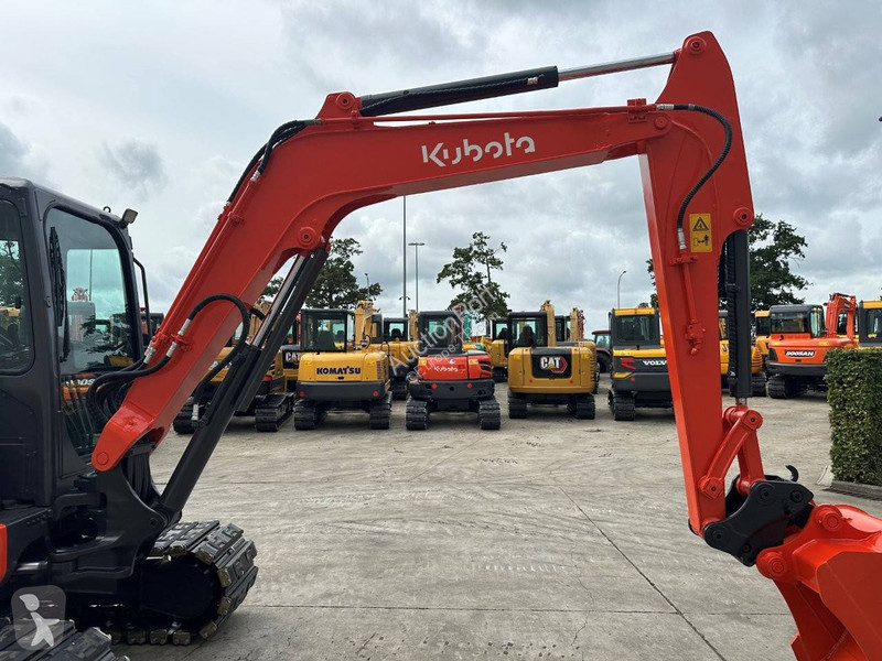 Skovel Kubota SZ