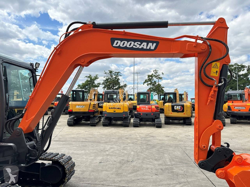 Skovel Doosan 9C
