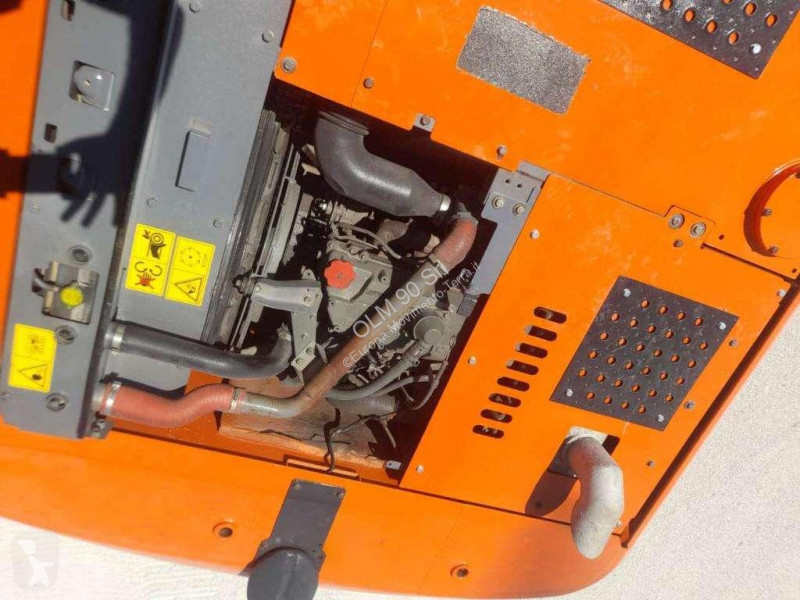 Pelle Hitachi