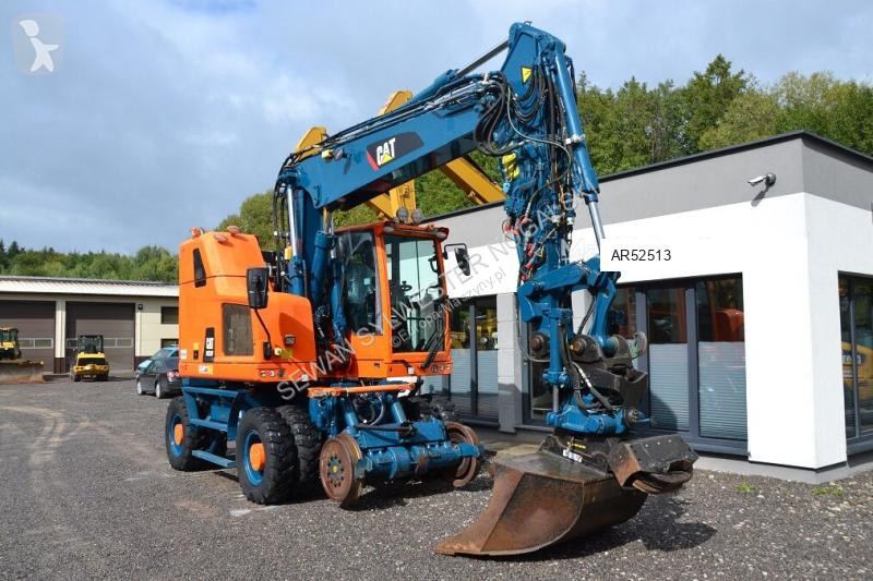 Excavadora Caterpillar M