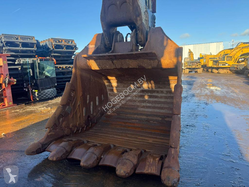 Escavadora Liebherr B