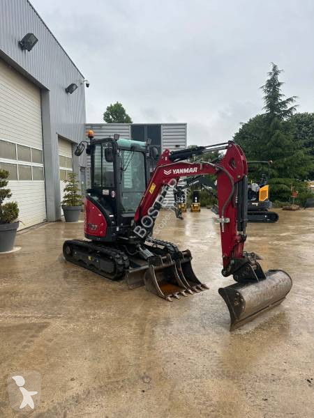 Lopatový nakládač Yanmar