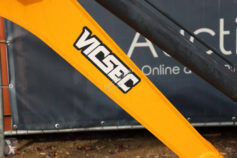 Pelle Vicsec 18