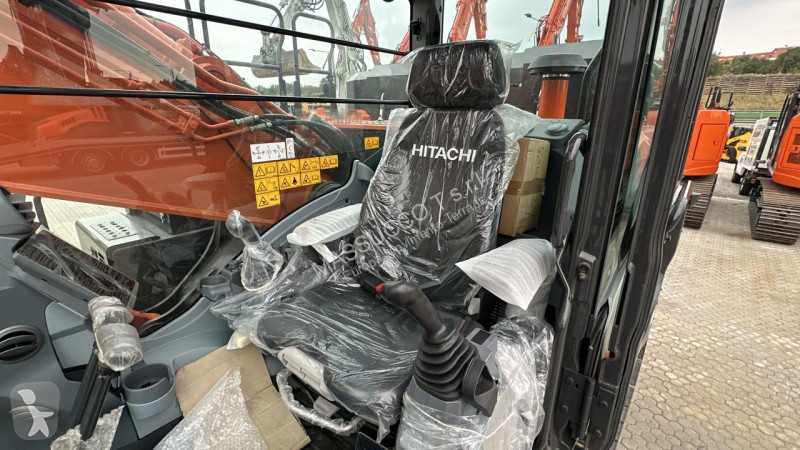 Pelle Hitachi 0LCN-7