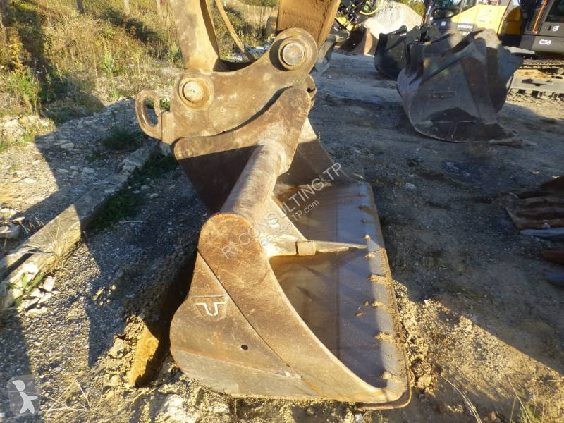 Pelle Volvo EC 250 EL