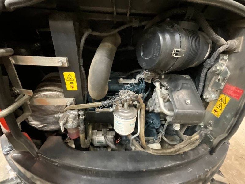 Pelle Kubota 364