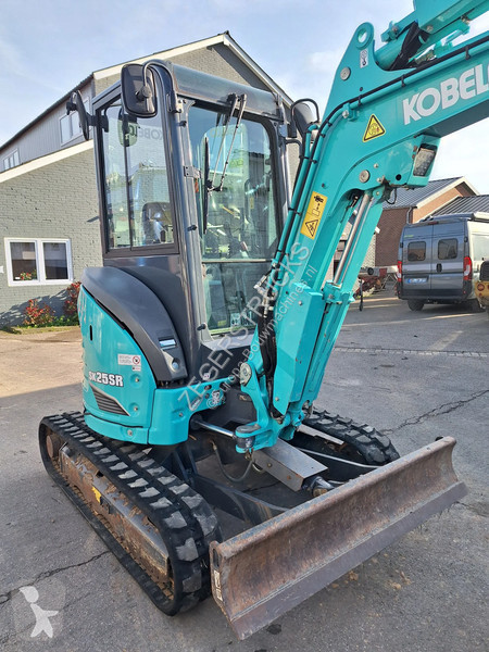Pelle Kobelco SK-55-SRX-6