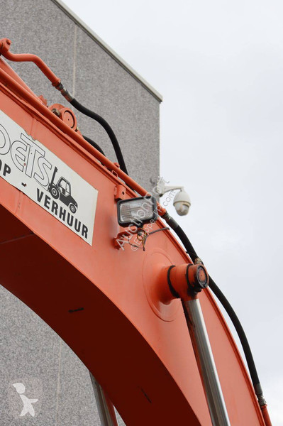 Pelle Hitachi