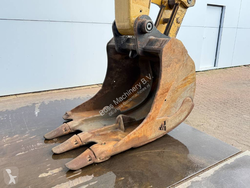 Багер Caterpillar - Good overall condition!