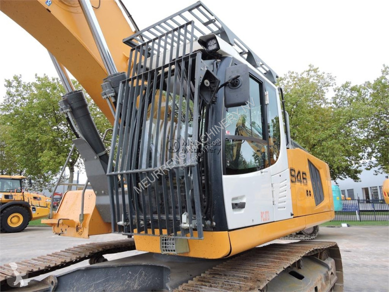 Багер Liebherr
